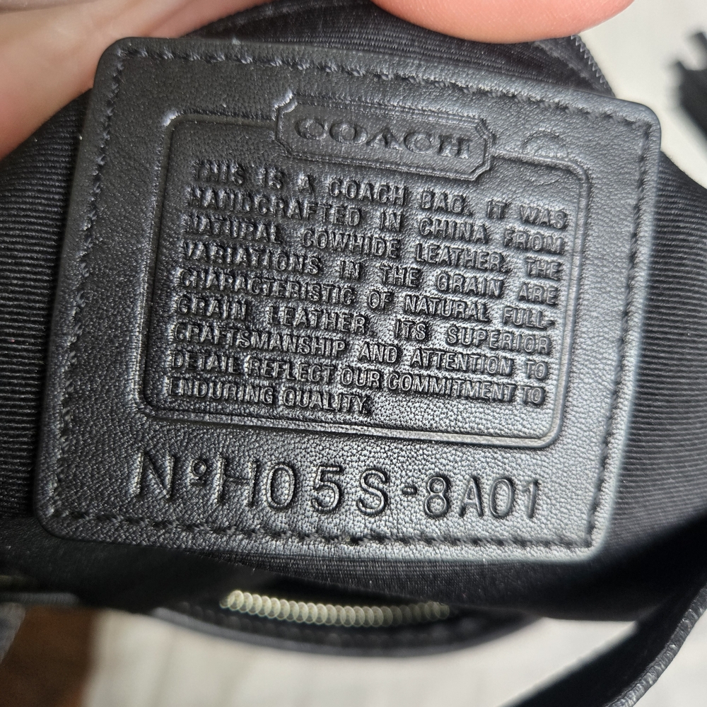 Vintage Coach Soho Mini Hobo Shoulder Bag  - Picture 9 of 9